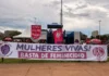 “Basta de feminicídio”: mulheres vão às ruas em Brasília e cobram mais políticas de proteção