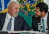 Lula recebe Messias e defende permanência no governo