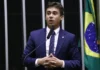 TCU arquiva processo contra Nikolas Ferreira por uso de jatinho de Vorcaro
