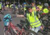 Passeio com 700 ciclistas no Eixão Sul encerra o Maio Amarelo
