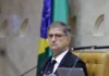 Dark Horse: PT vê burla da PGR a “juiz natural”; entorno de Flávio comemora