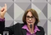 Damares pede participação feminina na política: “Não tenha medo”