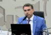 Bancada do PL pede alinhamento para defender Flávio nos palanques estaduais